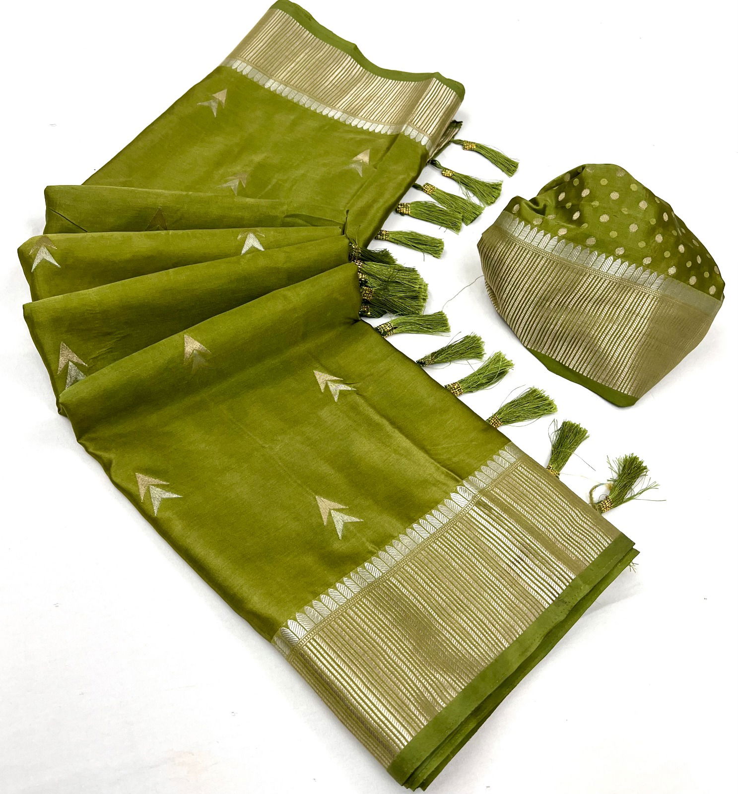 SRC Sartin Silk Weaving Non Catalog Designer Sarees Wholesale Shop In Surat